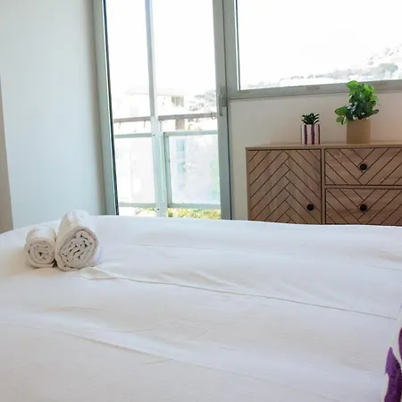 شقة Luxury 1 Bed Seafront Escape In *