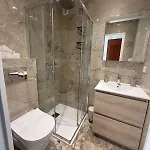 Luxury 1 Bed Seafront Escape In *