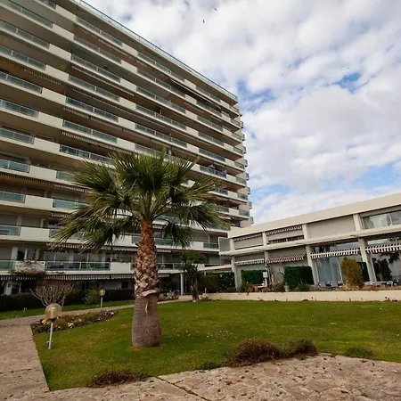 Apartment Luxury 1 Bed Seafront Escape In Cannes