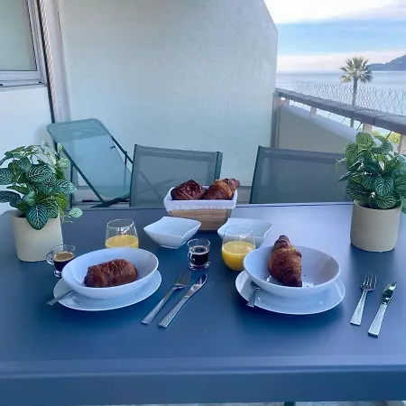 Apartment Luxury 1 Bed Seafront Escape In Cannes